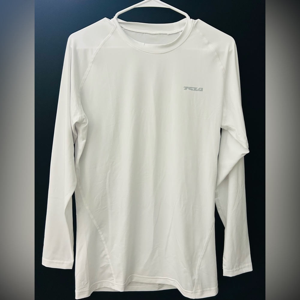 TSLA Men’s Long Sleeve White Rash Guard•Size Large•Never Worn/New/Tags Removed